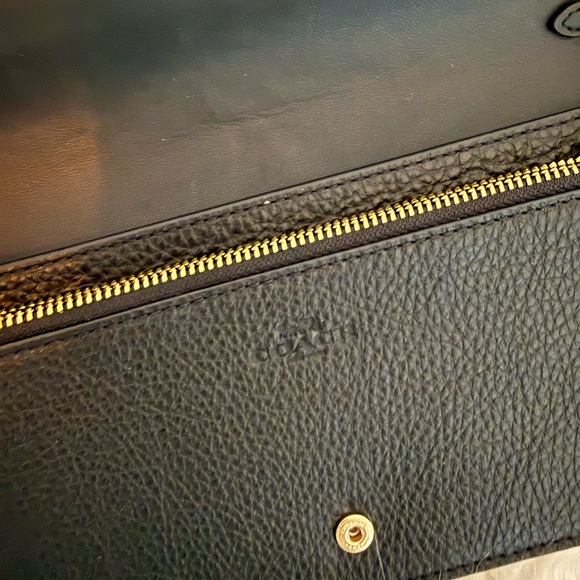 Coach Black Crossbody Bag - Picture 4 of 7